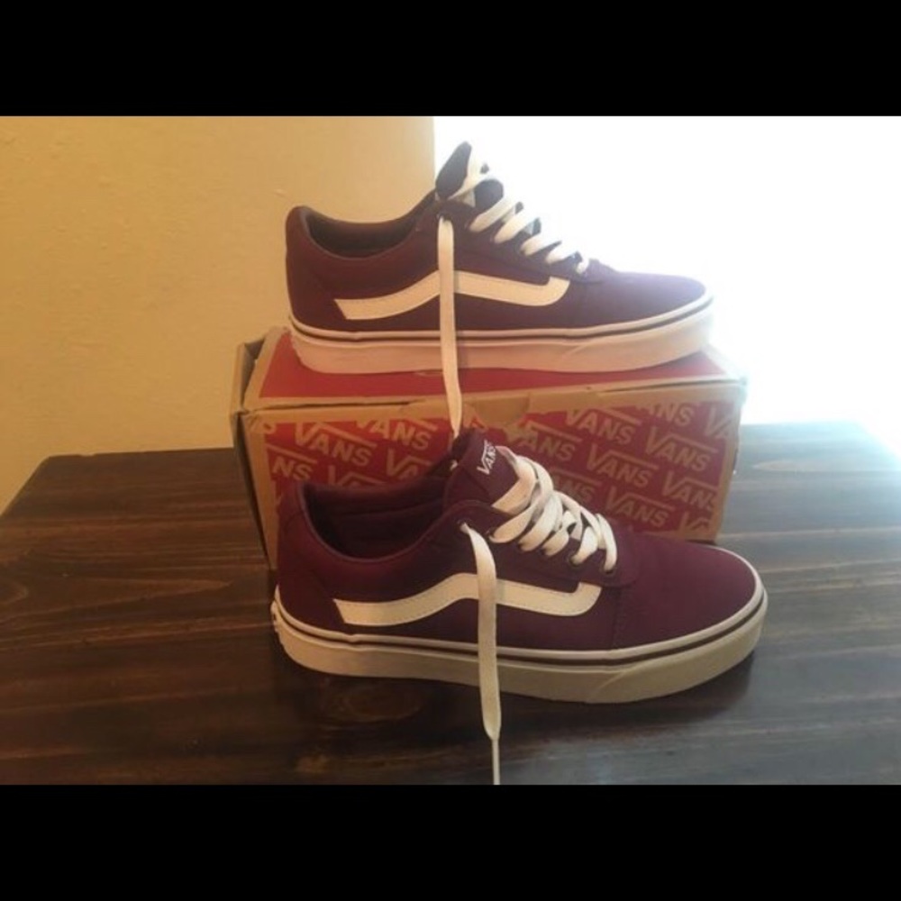 Girl’s Vans
